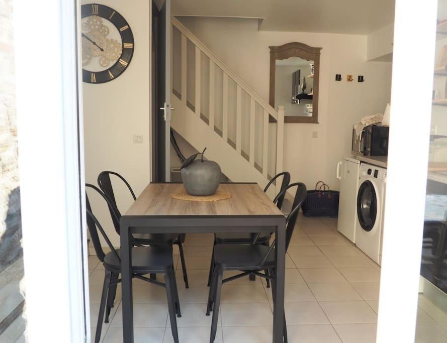 Appartement Duplex Et Terrasse A St Servan-St Malo Saint-Malo Eksteriør bilde